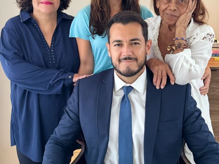 Dr. Jhonas Flauzino